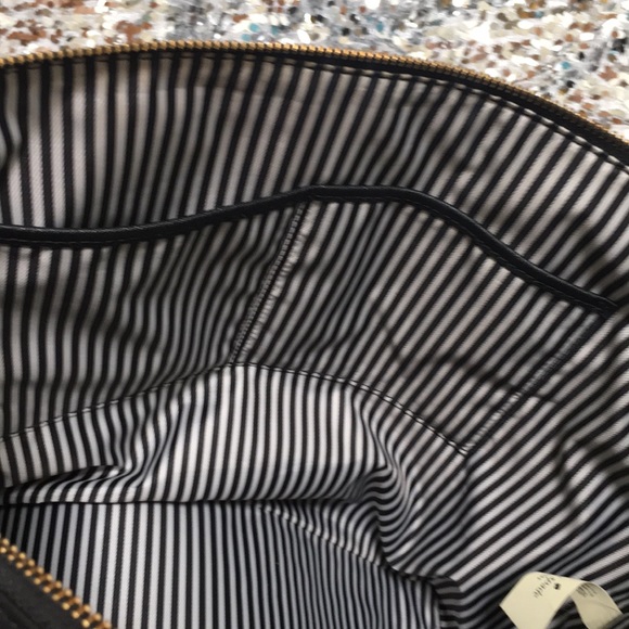 🖤SOLD on Merc🖤 Kate Spade Black Purse - Picture 5 of 8